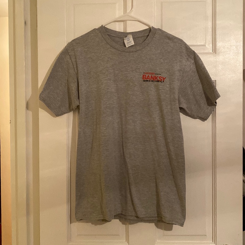 Gray Banksy short sleeve Tee